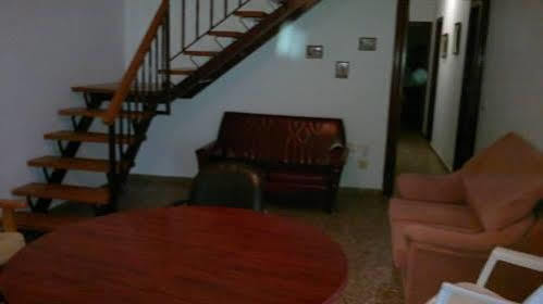 Hostal Villa Mercedes Чипиона Экстерьер фото